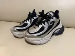 adidas オズヴィーナス OZVENUZ W ブラック/シルバー 24.5