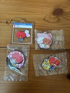 BT21 TATA キーホルダーとバッジセット