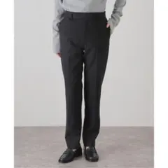 新品タグ付き スピックアンドスパン　ストレートパンツ　黒