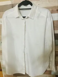 ワイシャツ　ブラウス