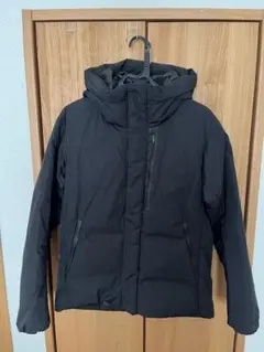 ブラック ダウンジャケット