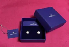 【新品未使用】SWAROVSKI スワロフスキー ゴールドピアス