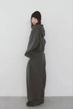 hanne ダークグレー クロップドフーディ ワイドパンツ セットアップ