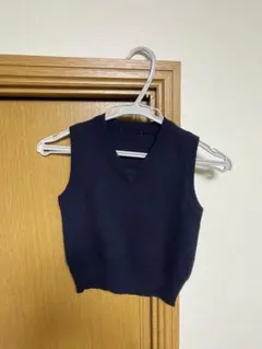 100cm キッズ Vネック ニットベスト 美品