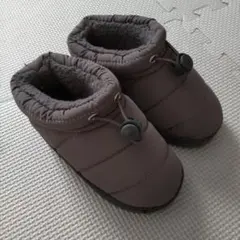 グレー ボア付きブーツ 調整可能　ムートンブーツ　子供　冬