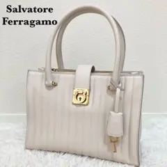 Ferragamo フェラガモ ガンチーニ ハンドバッグ ホワイト レザー