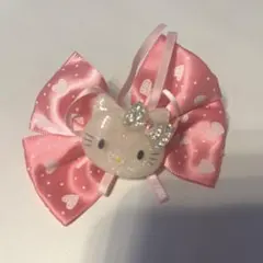 キティちゃん☆ヘアピン　ヘアクリップ