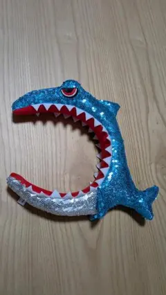 ユニバーサル・スタジオ・ジャパン（USJ）ジョーズ スパンコールカチューシャ