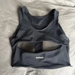 emmi ブラック ヨガウェア