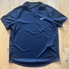ナイキNikeCourt Dri-FIT Victory テニスシャツ ブラックのサムネイル