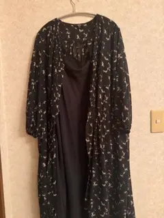 ユニクロ　花柄七分袖ワンピース XXLサイズ