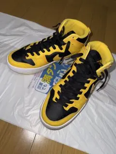 NIKE DUNK HIGH スニーカーのサムネイル