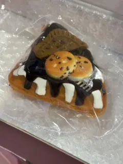 Kikisquishy チョコバナナワッフル