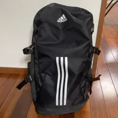 adidas リュック バックパック 黒　サッカーボールポケットあり