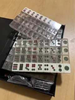 団*子様 麻雀牌 透明 鷲巣麻雀のサムネイル