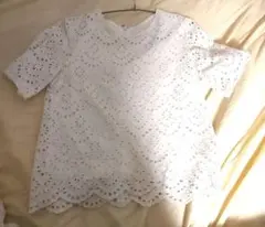 ブラウス　白　レース　GU