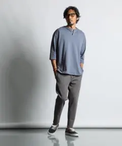 【定価:9,900円】高伸縮ソリッドポンチ素材 テーパードイージーパンツ