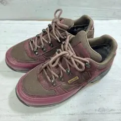 Item thumbnail for item 9393bee1-0daf-4c8a-80fd-f1fbd1d5e57e