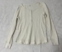 ユニクロUNIQLO ヘンリーネック ワッフル素材ロンT Mサイズ