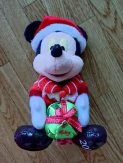 ディズニー クリスマス 2017ミッキー ぬいぐるみバッジ