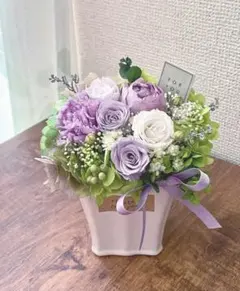 ＊*.紫音＊°..ラベンダー色のお花を添えて...大人可愛いミニアレンジ 紫音＊°..ラベンダー色のお花を添えて大人可愛いミニアレンジ