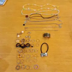 アクセサリーまとめ売り　ネックレス・リング・ヘアアクセサリー