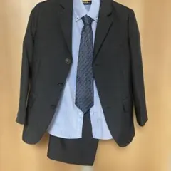 ストライプ柄スーツ 130A ネクタイ付き