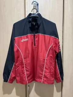asics 赤黒 ハーフジップジャケット　ブレーカー