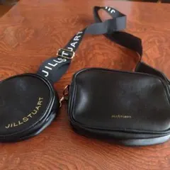ジルスチュアート　ポーチ　バッグ　サコッシュ　新品未使用