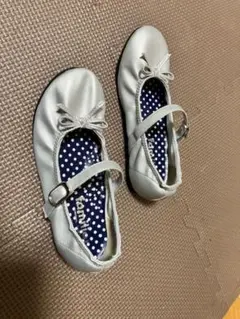 シルバー リボン付きバレエシューズ 19.0 cm