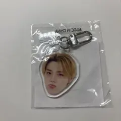 TREASURE　顔アクキー 喜怒哀楽 ドヨン哀