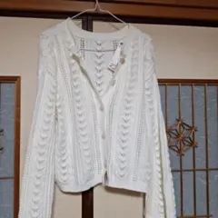 タグ付きGU 透かし編み ホワイトカーディガン
