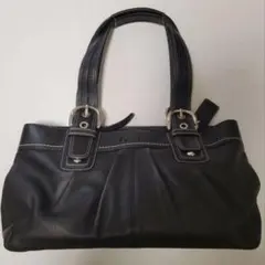 Item thumbnail for item c8fb31b9-90c3-44e1-8942-b01be85dc61b