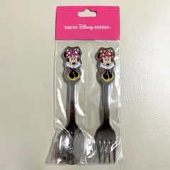 【新品】東京ディズニーリゾート　ミニーマウス　スプーン&フォークセット