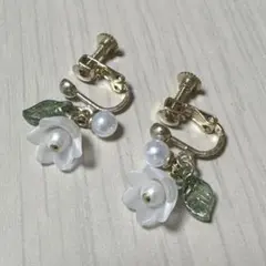 イヤリング 花