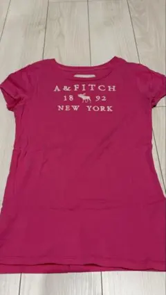 Abercrombie & Fitch ピンク Tシャツ M