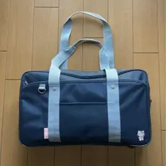 ネイビーブルーのハローキティ　スクールバッグ