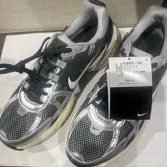 NIKE V2K RUN HJ4497-300 ナイキ ランニング スニーカー