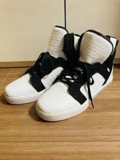 【極美品】スープラ SUPRA スカイトップ 26.5 白黒 MUSKA001のサムネイル