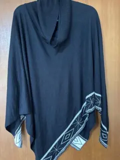 レディース　ポンチョ❓❣️黒色　used