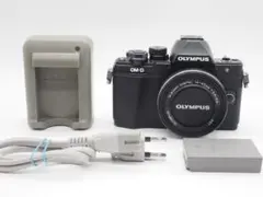 OLYMPUS OM-D E-M1ボディブラック初代 2227 - メルカリ