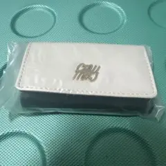 ホワイト/ブラック キーケース