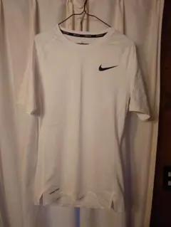 ナイキ コンプレッション シャツ