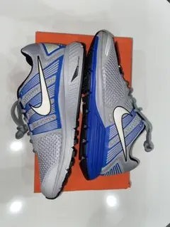 ナイキ　ズームストラクチャー+16ワイド