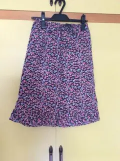 オリーブデオリーブ スカート リバーシブル 花柄 ピンク 黒
