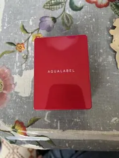 アクアレーベルファンデーション