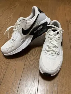 ナイキ　エアマックスエクシー　26.5cm 中古