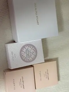 JILLSTUART 空き箱のサムネイル
