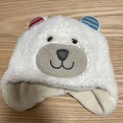 クマの顔のニット帽