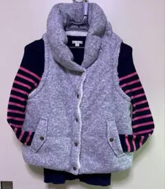 グレーのボアベスト（ストライプセーター➕Disneyミニーマウスハンカチ付）